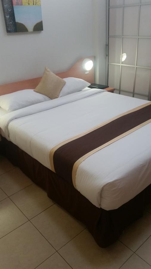 Peninsula International Hotel Suva Fiji Bagian luar foto